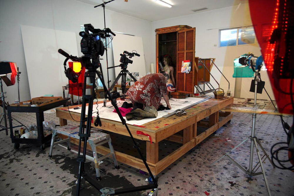 Paul McCarthy ‘A&E Drawing Session, Santa Anita’, performance still, 2021 © Paul McCarthy. Courtesy the artist and Hauser & Wirth