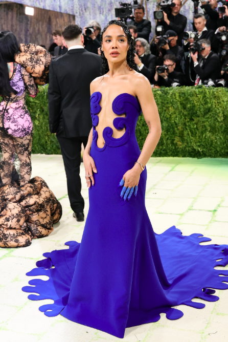 Tessa Thompson con joyería de diamantes cultivados en laboratorio de Pandora y Valentino / Crédito de imagen: Getty, WWD Tessa Thompson con joyería de diamantes cultivados en laboratorio de Pandora y Valentino / Crédito de imagen: Getty, WWD