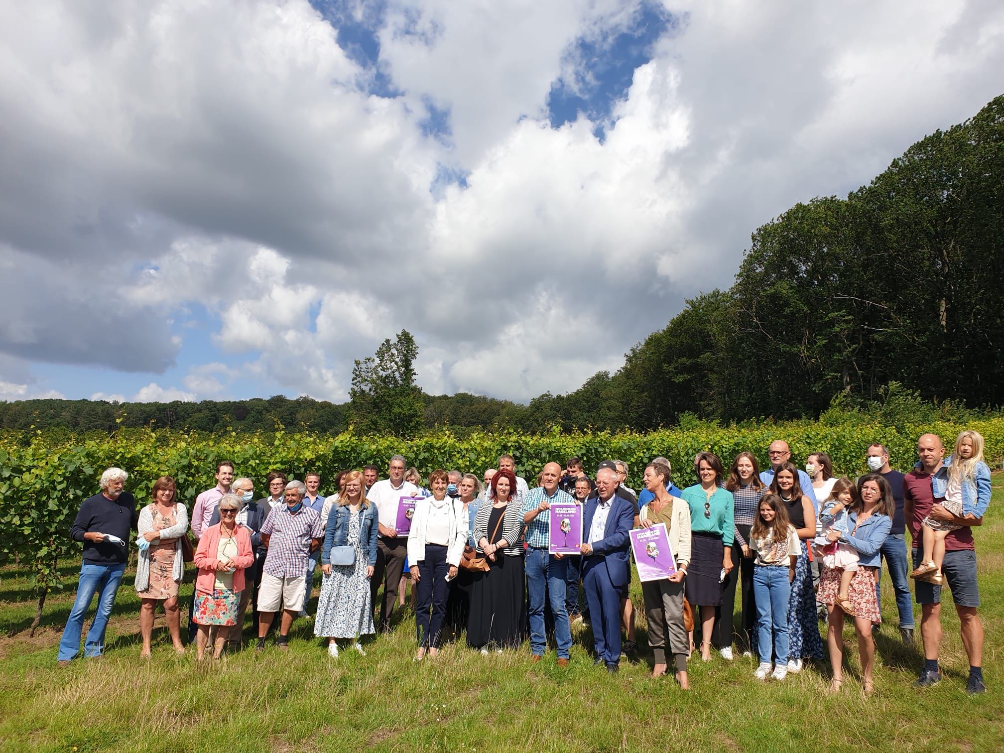 Op 29 juli werd de Hagelandse wijncampagne 'Sprankelend Hageland' afgetrapt op het wijndomein Vandeurzen in Linden
