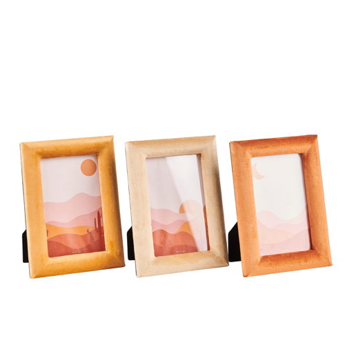 ARIZONA CADRE PHOTO 3 COULEURS_H 19 x B 14 x D 2,5 cm_5,95 EUR ARIZONA CADRE PHOTO 3 COULEURS_H 19 x B 14 x D 2,5 cm_5,95 EUR