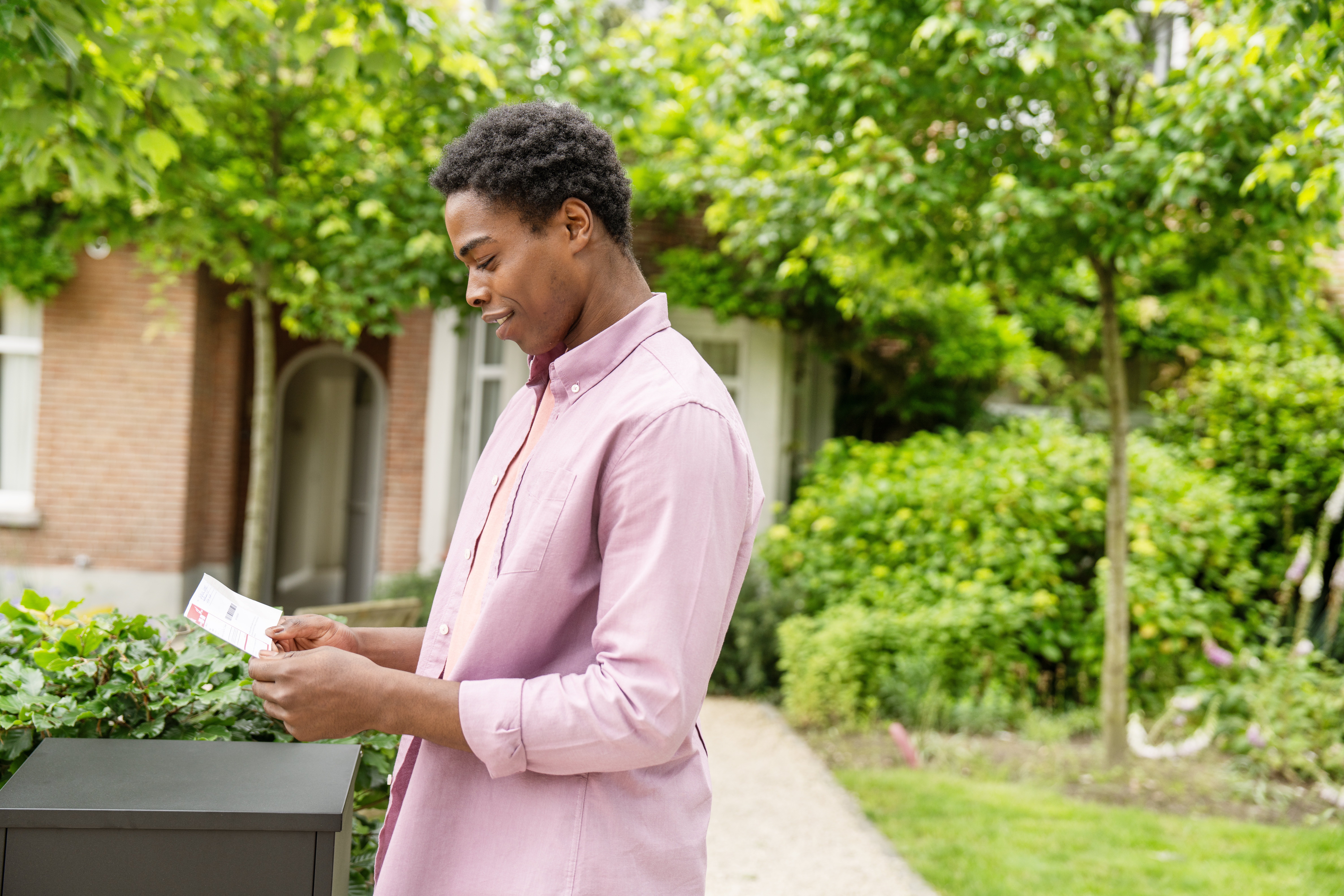 Enkel bij uitzondering ontvang je nog een papieren afwezigheidsbericht.