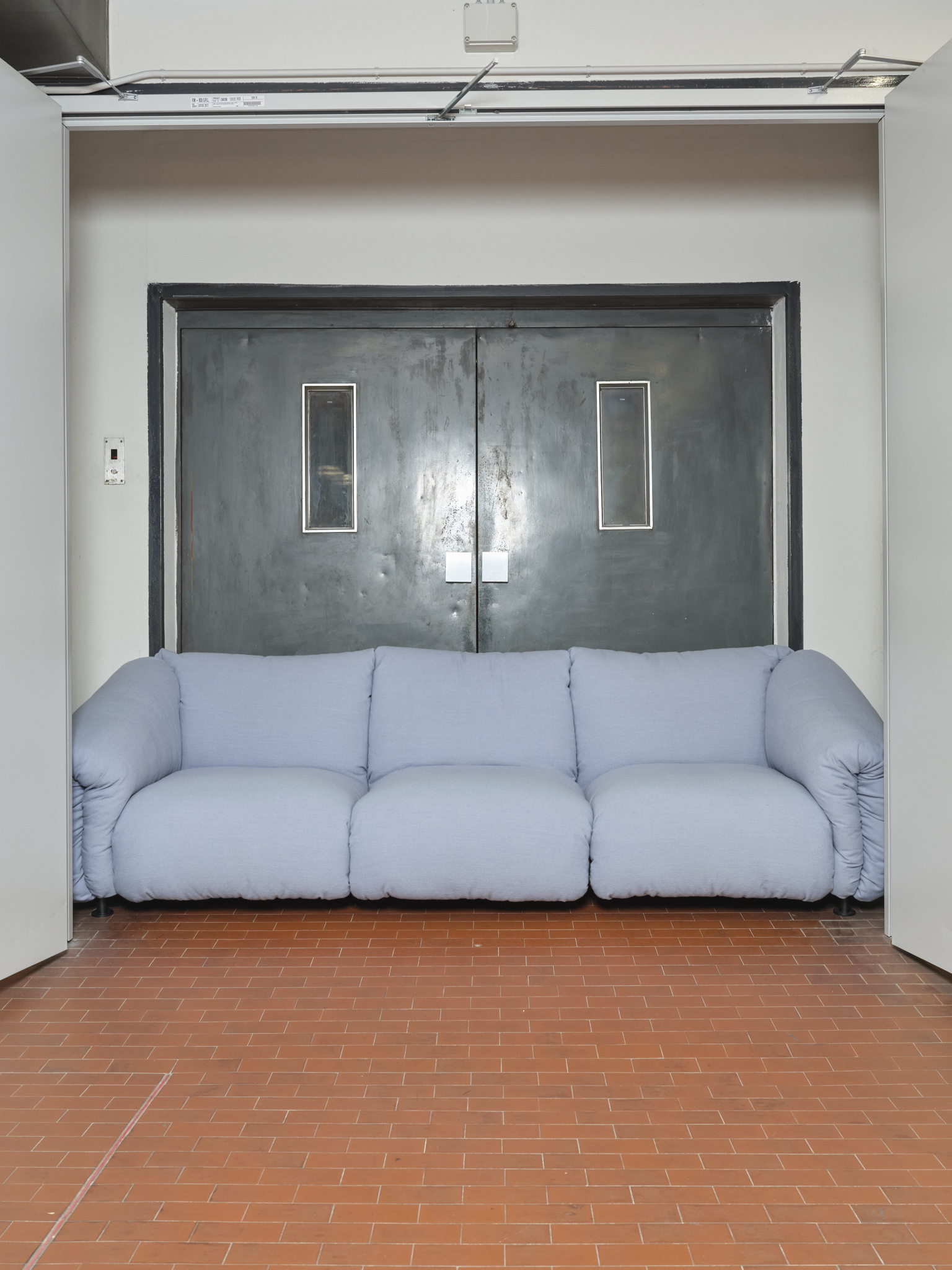 Za:Za Max sofa by Zaven for Zanotta. Images by Luca Caizzi Za:Za Max sofa by Zaven for Zanotta. Images by Luca Caizzi