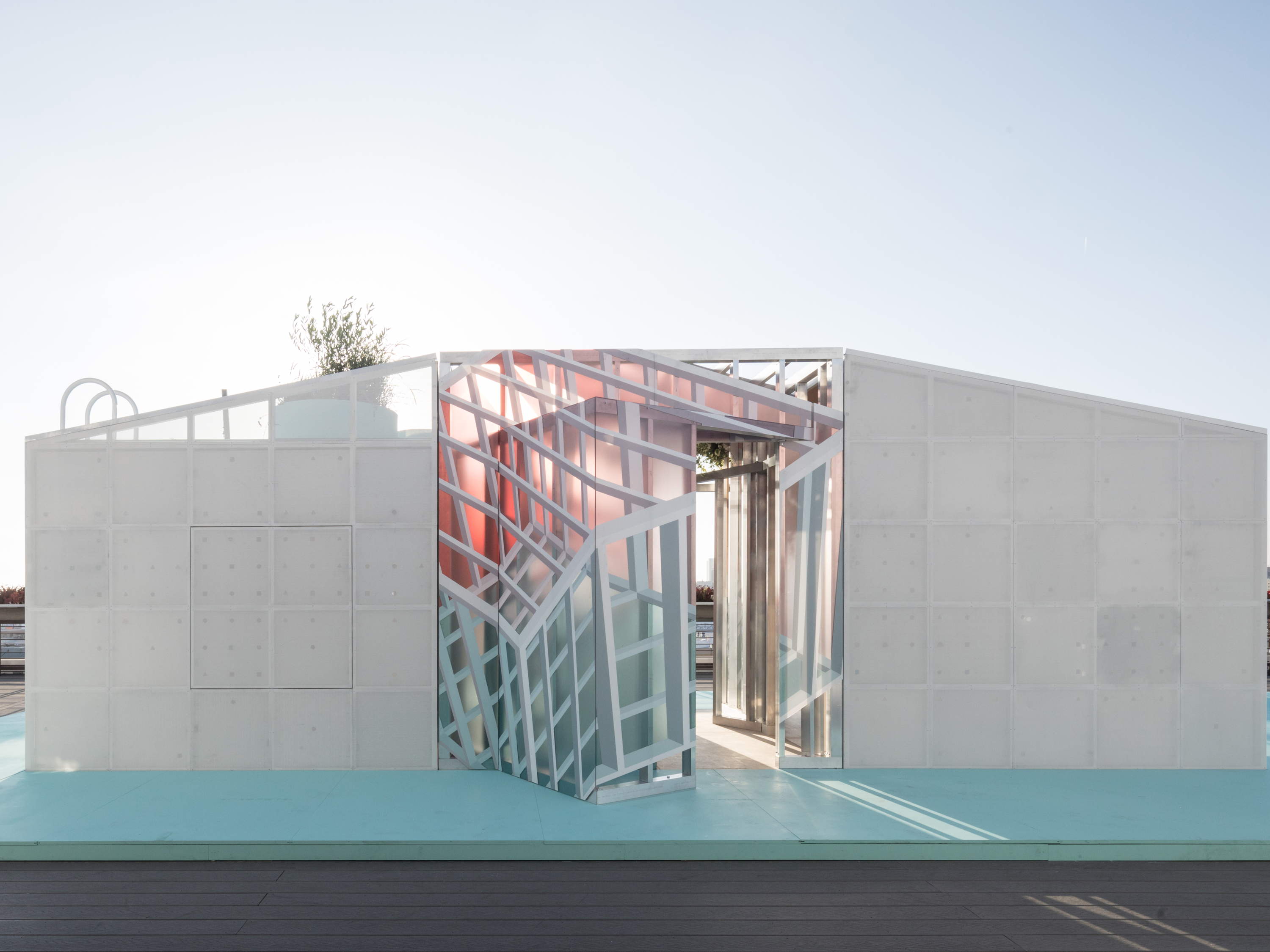 MINI LIVING Urban Cabin Exhibited at the 2018 Los Angeles Design Festival
