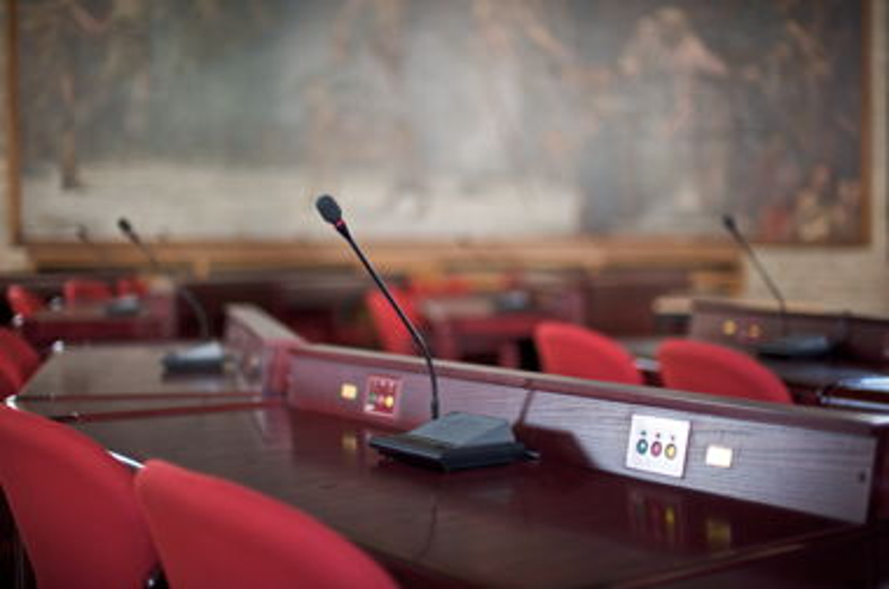 Leuvense gemeenteraad vergadert digitaal met 47 raadsleden