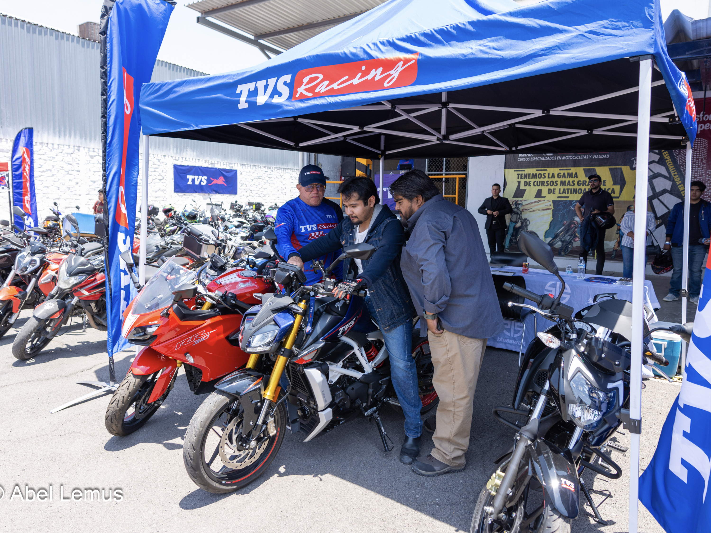 Motores, adrenalina y comunidad: así se vivió el Demo Day 2025 de TVS Motor en Guadalajara 