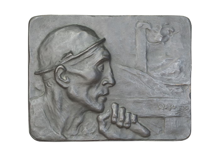 Constantin Meunier, Plaque of a Miner Made for an Antwerp Coal Merchant (Edouard Taymans) [title given by Allan Sekula], bronze, 1904, 16,7 x 21,5 x 0,4 cm. Purchased by Allan Sekula through eBay on 13 June 2010. ©The Estate of Allan Sekula. ©Photo: Ina Steiner. Collection M HKA, Antwerp.
