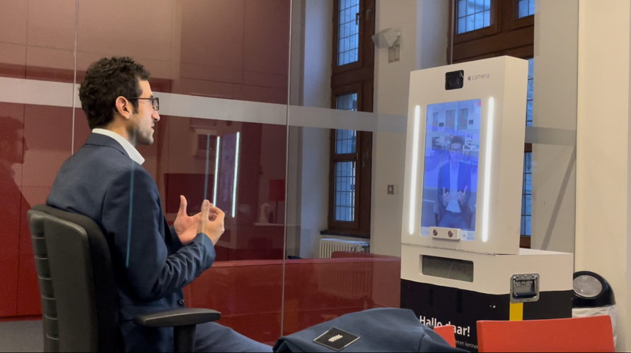 Burgemeester Mohamed Ridouani van Leuven (Vlaams-Brabant) – © VRT