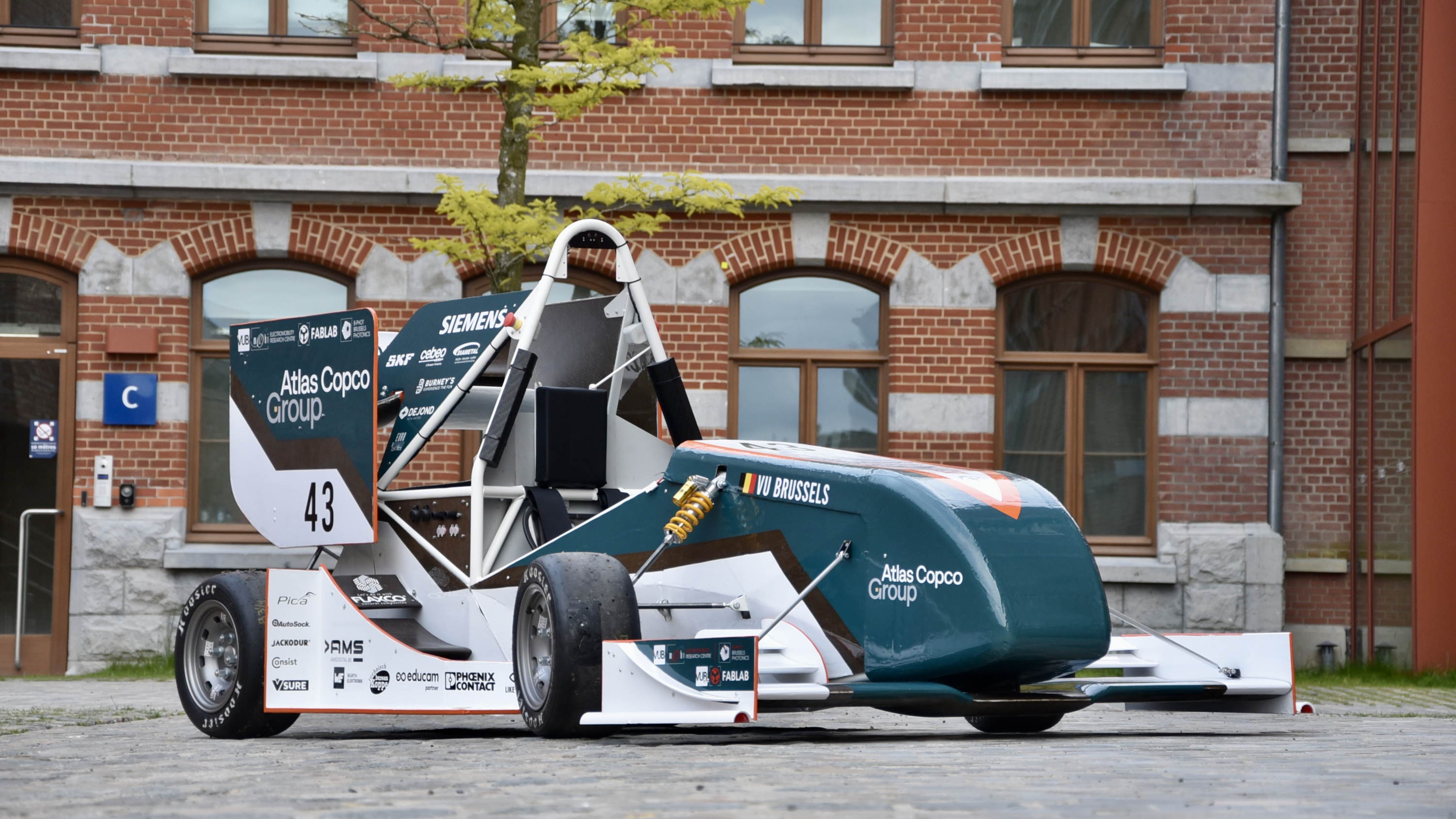 VUB Racing stelt zijn nieuwe duurzame racewagen voor