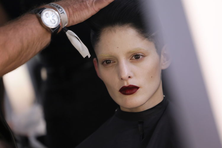 Tom Ford Beauty - Défilé Autumn-Winter 2025 Runway Look (5)