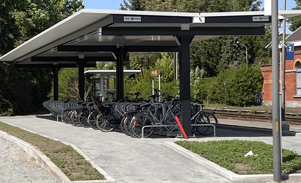 NMBS investeert in overkapte fietsenstallingen aan station Heverlee – quasi-verdubbeling aantal plaatsen
