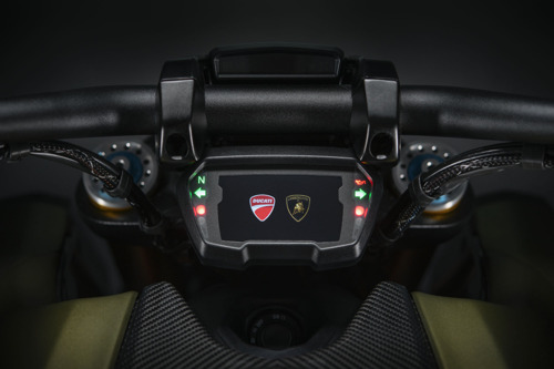A unique project is born: Ducati Diavel 1260 Lamborghini, inspired by the Sián FKP 37