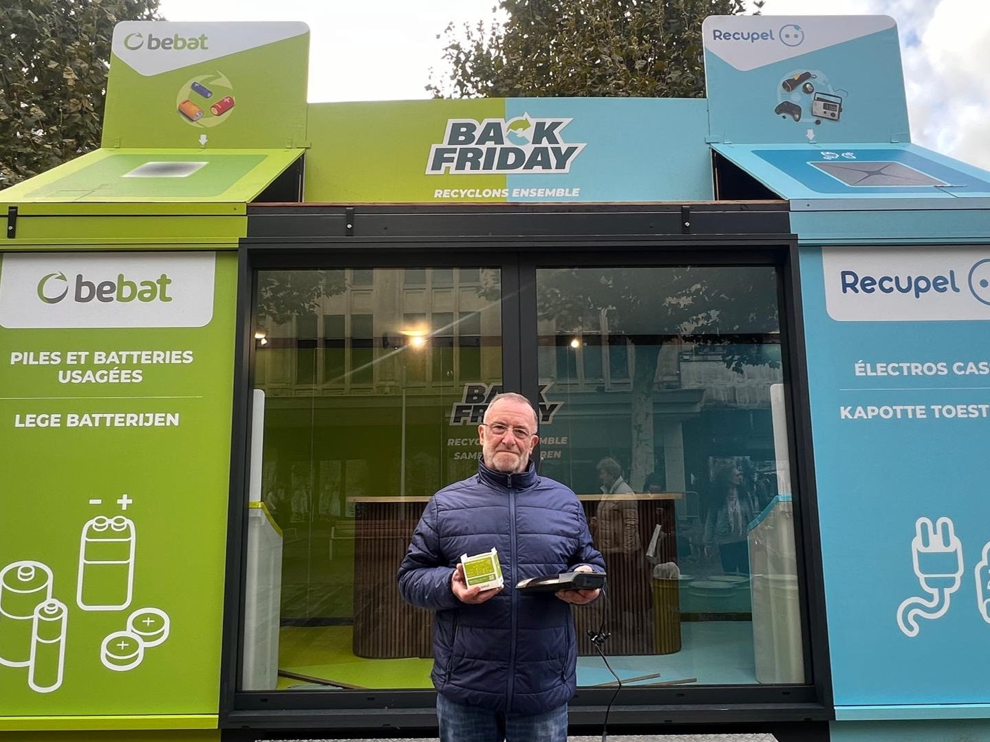 Lancement de la campagne "Back Friday" de Bebat et Recupel sur la Place Verte à Verviers