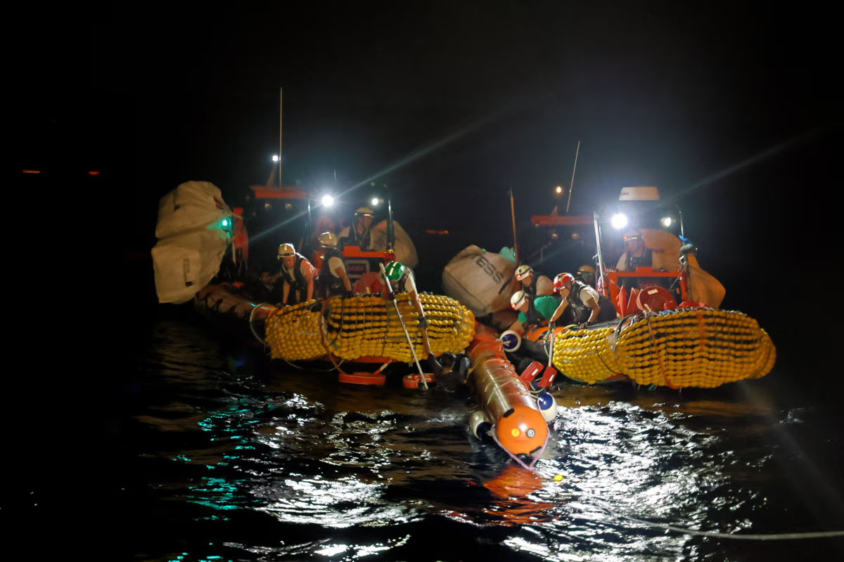 Imagen de uno de los rescates la noche del 23 de agosto. © Stefan Pejovic/MSF ​