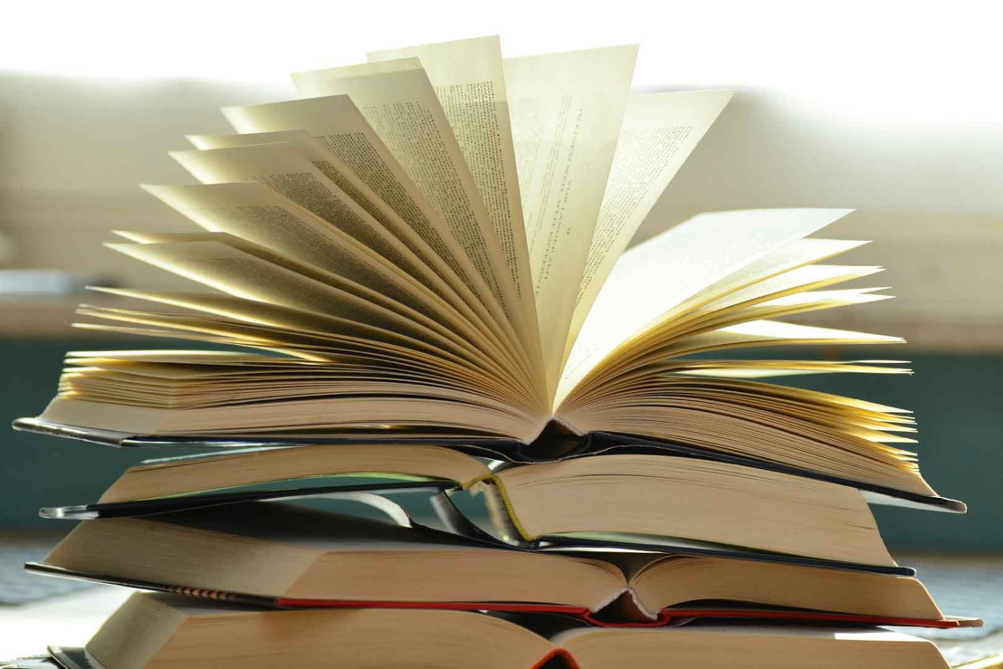 Mejora tu inglés con 10 excelentes ebooks y audiolibros disponibles en Scribd