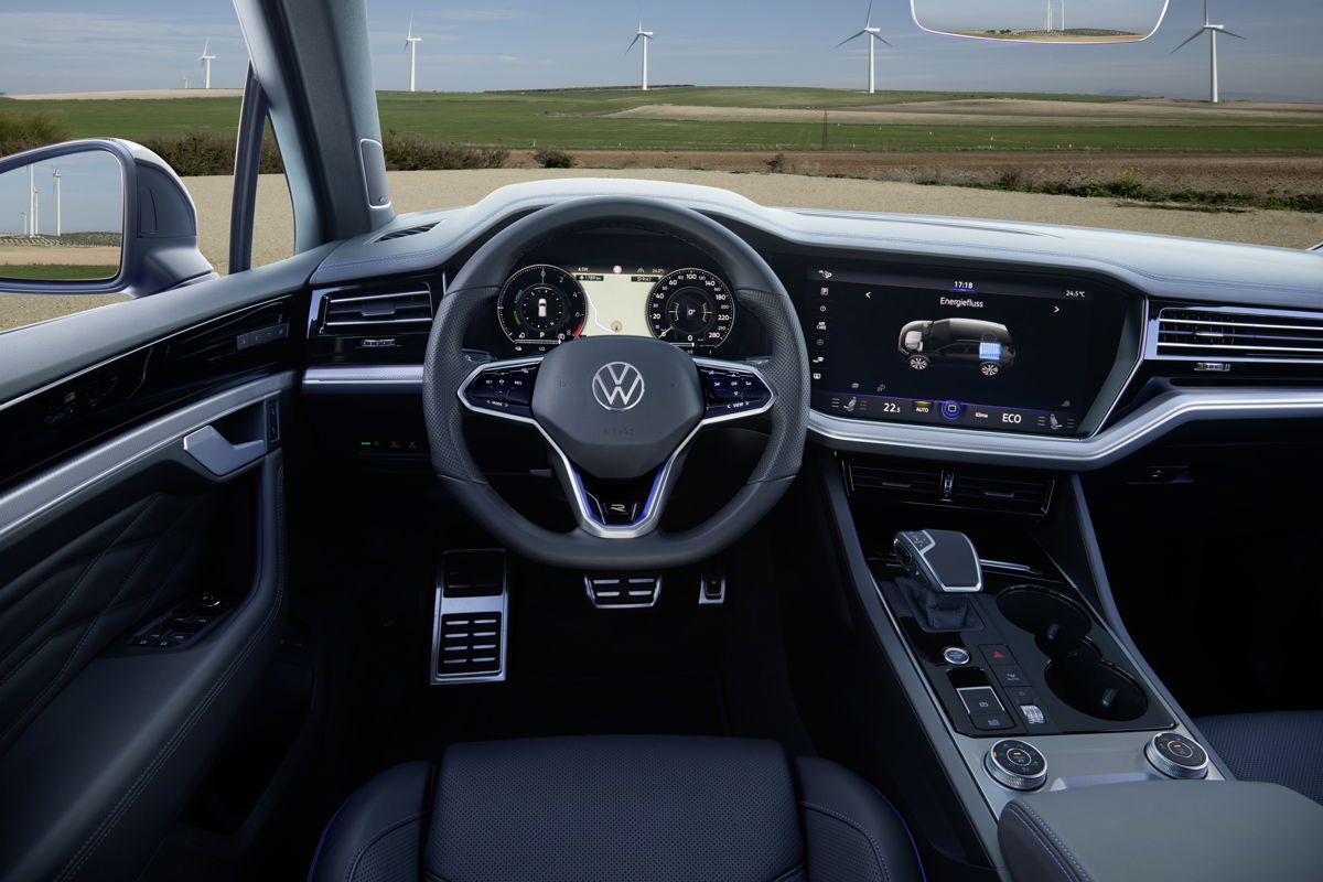 VW Touareg R hybride intérieur