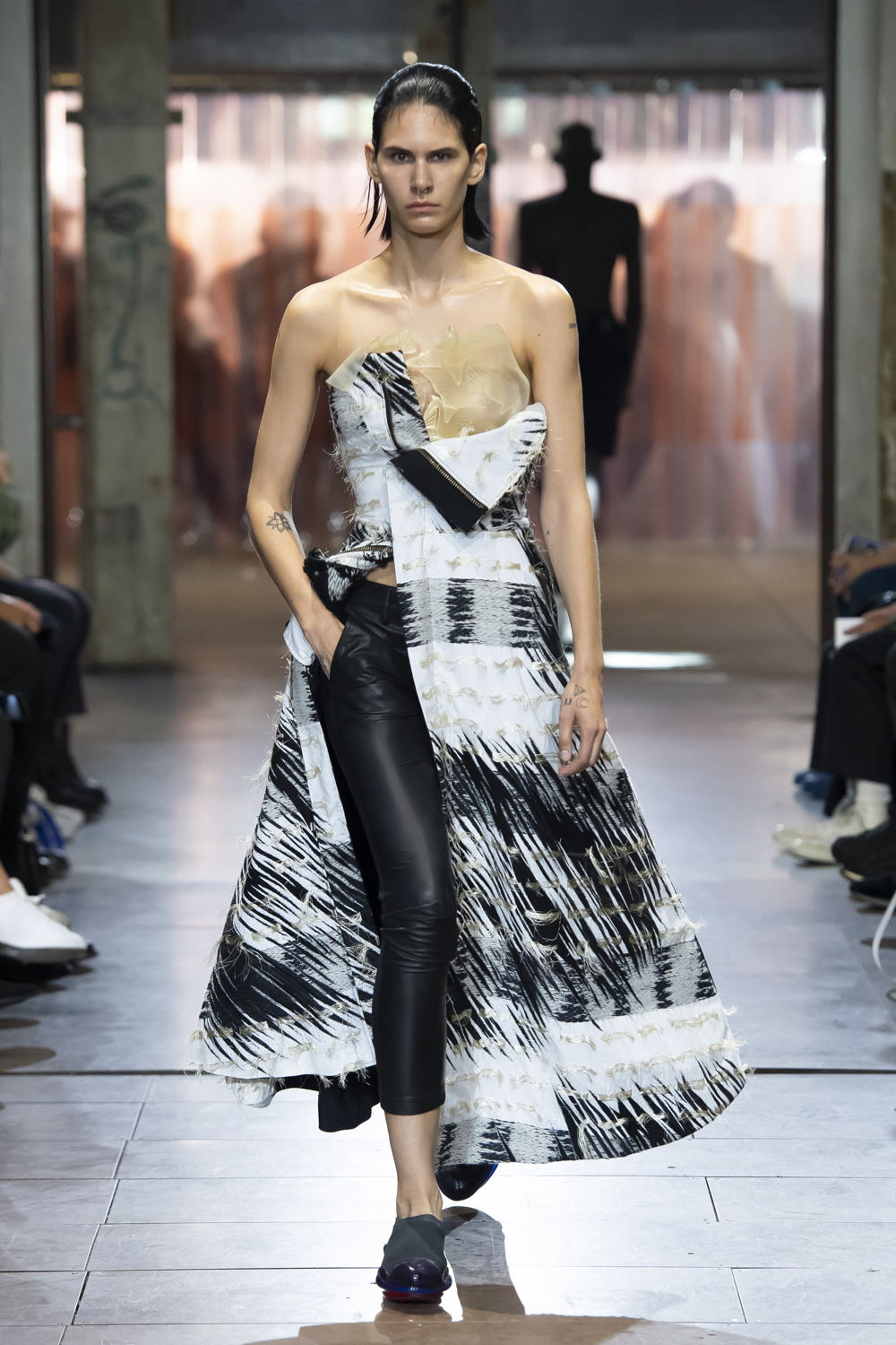 Giddy Up S/S2019 - Look 25
Photo: Shoji Fuji