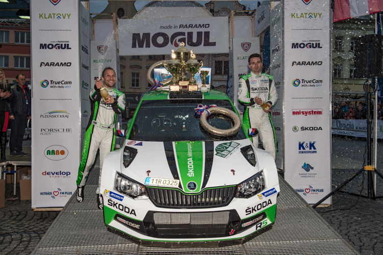 Jan Kopecký (right) and co-driver Pavel Dresler (ŠKODA FABIA R5) have extended their lead in the Czech Championship (MČR) with their second win of the season