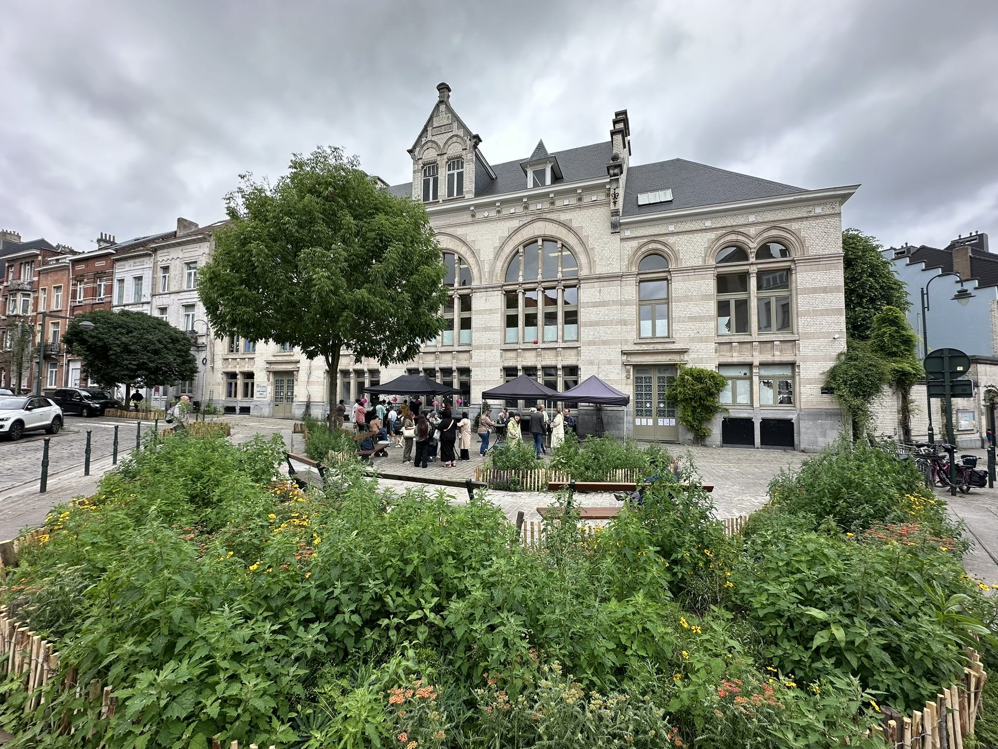 Inhuldiging van het Thys-Vanhamplein