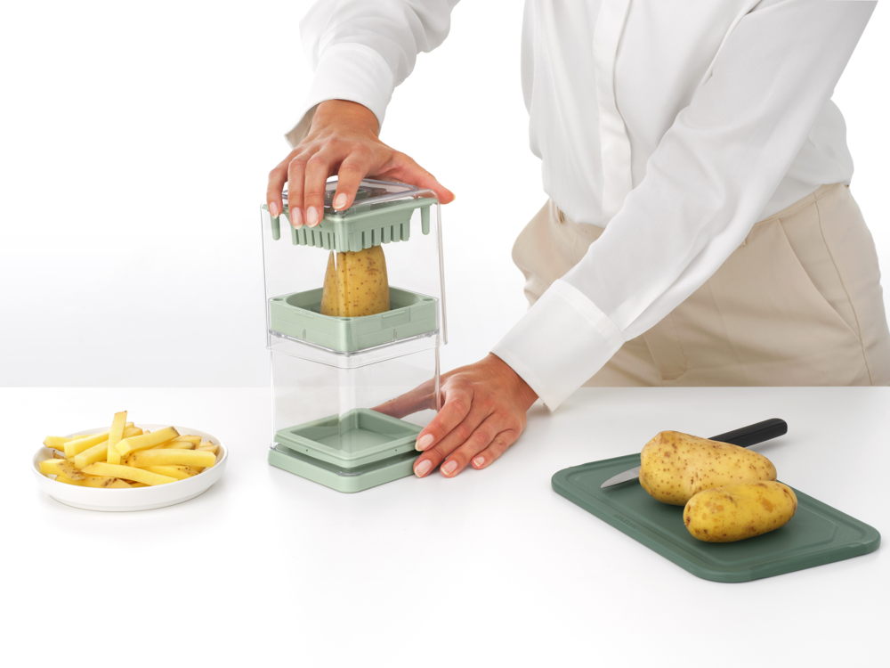 Tasty+ Potato Cutter - Jade Green - 8710755145421 Brabantia_6_NR-40974