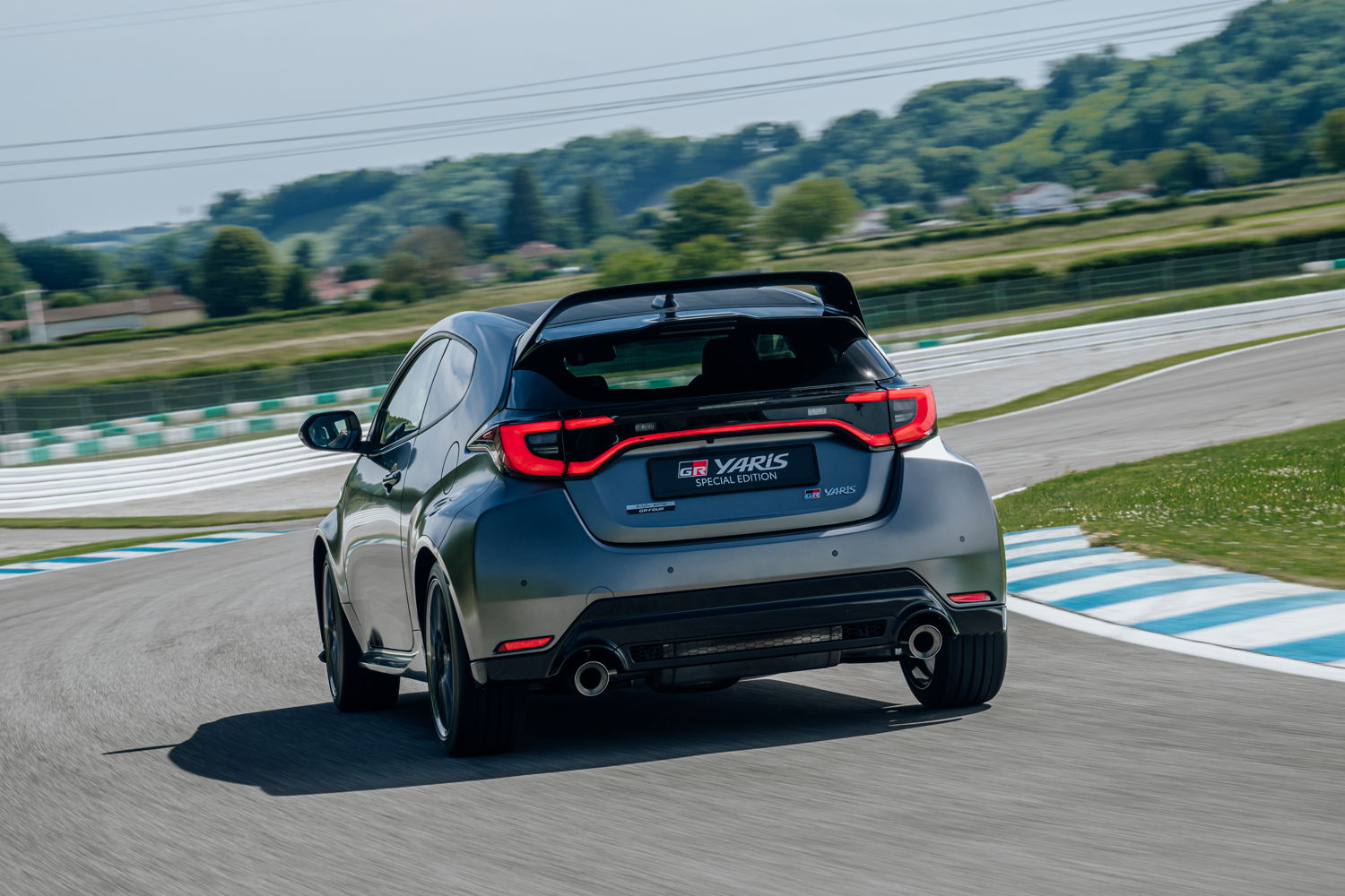 2024_GR Yaris_Special Edition_Ogier_DPL_Dynamic__011