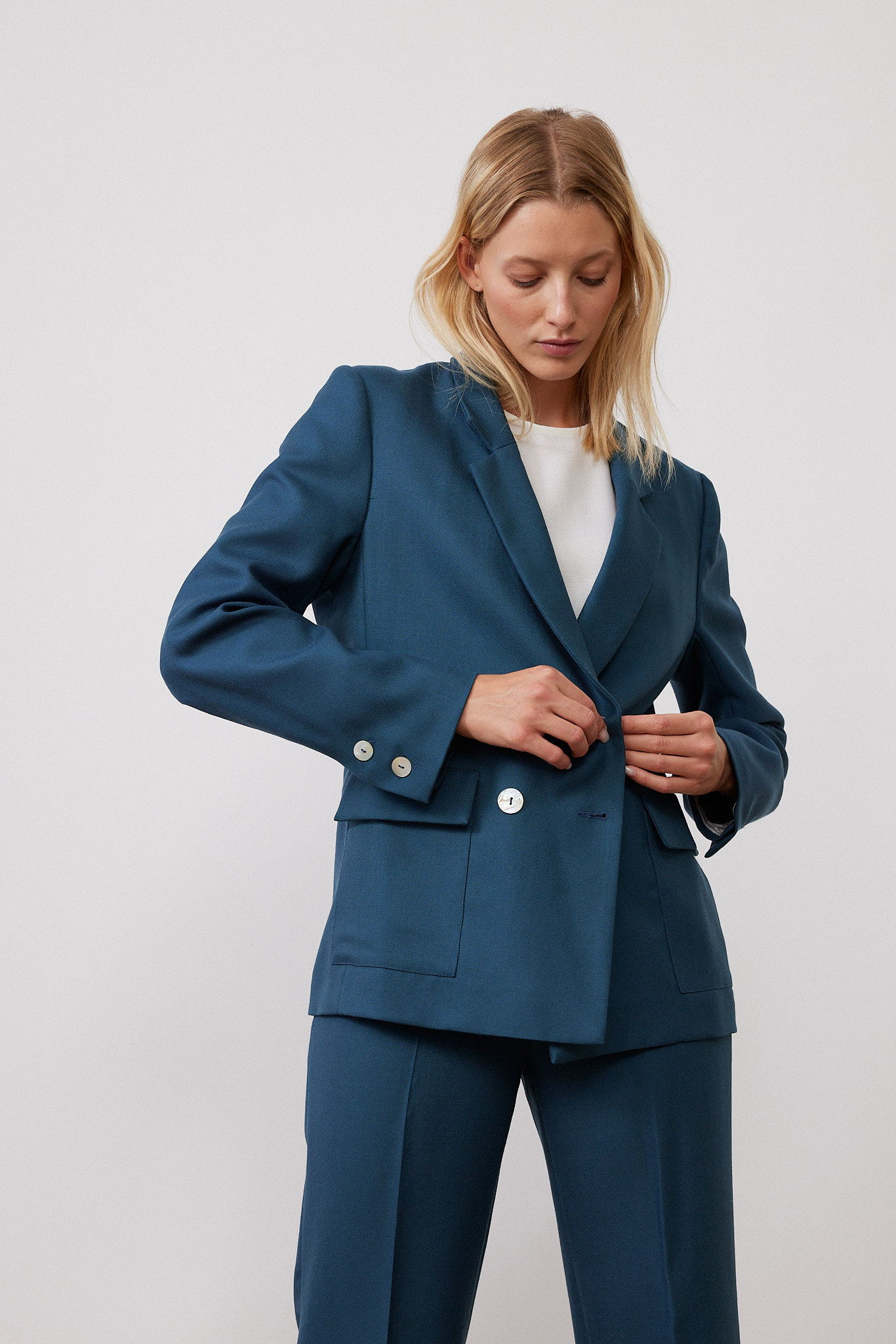 MARDI EDITIONS - Veste Géraldine Laine Pétrole - 295€ (3)