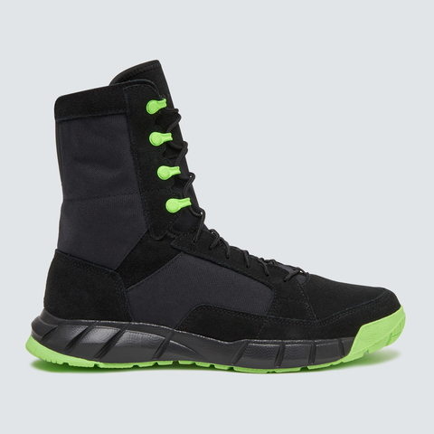 OAKLEY COYOTE BOOT IN BLACK/NEON GREEN