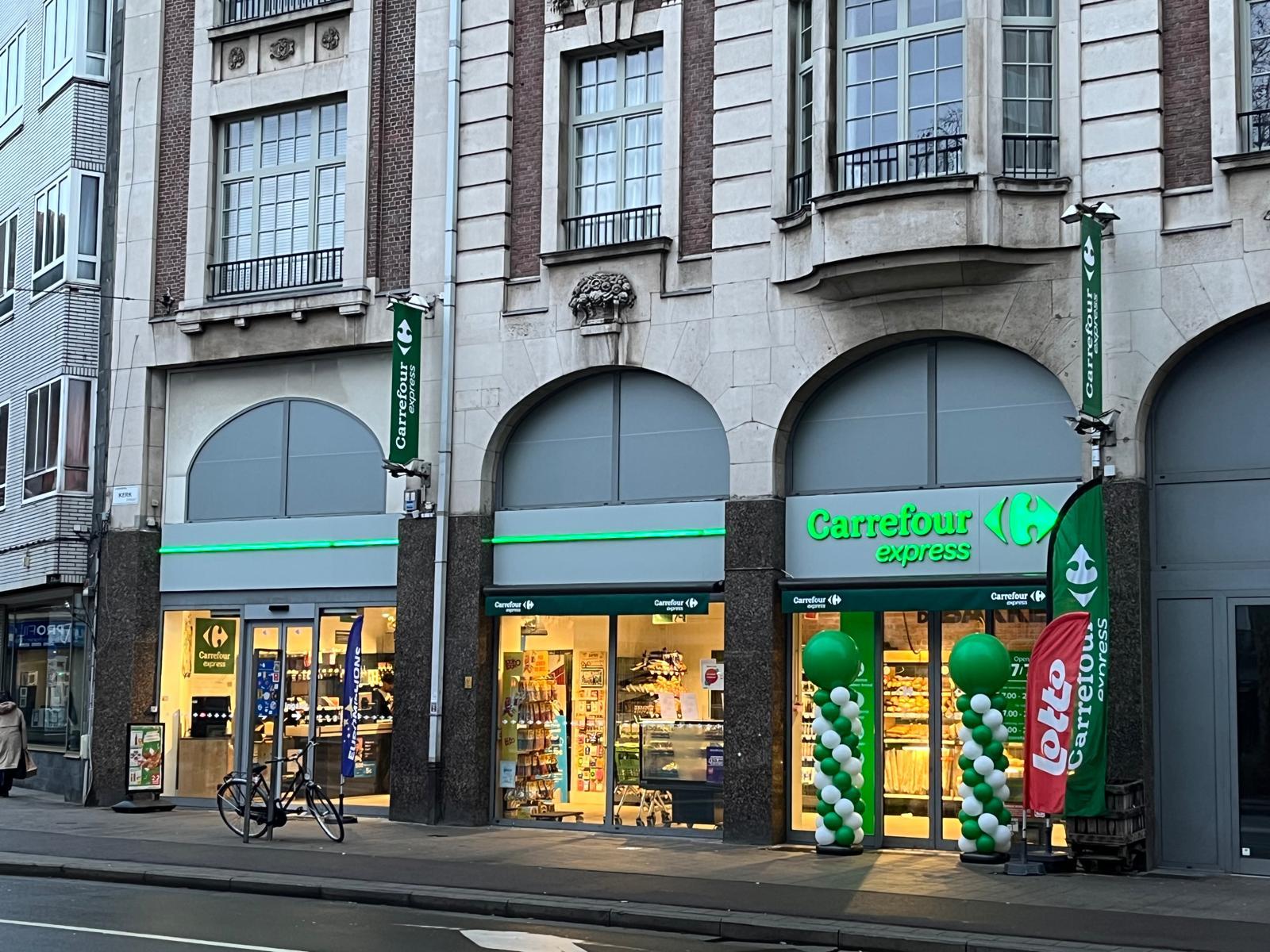 Le Carrefour Express Kerkstraat à Anvers rouvre ses portes avec une offre encore plus large et un aménagement durable