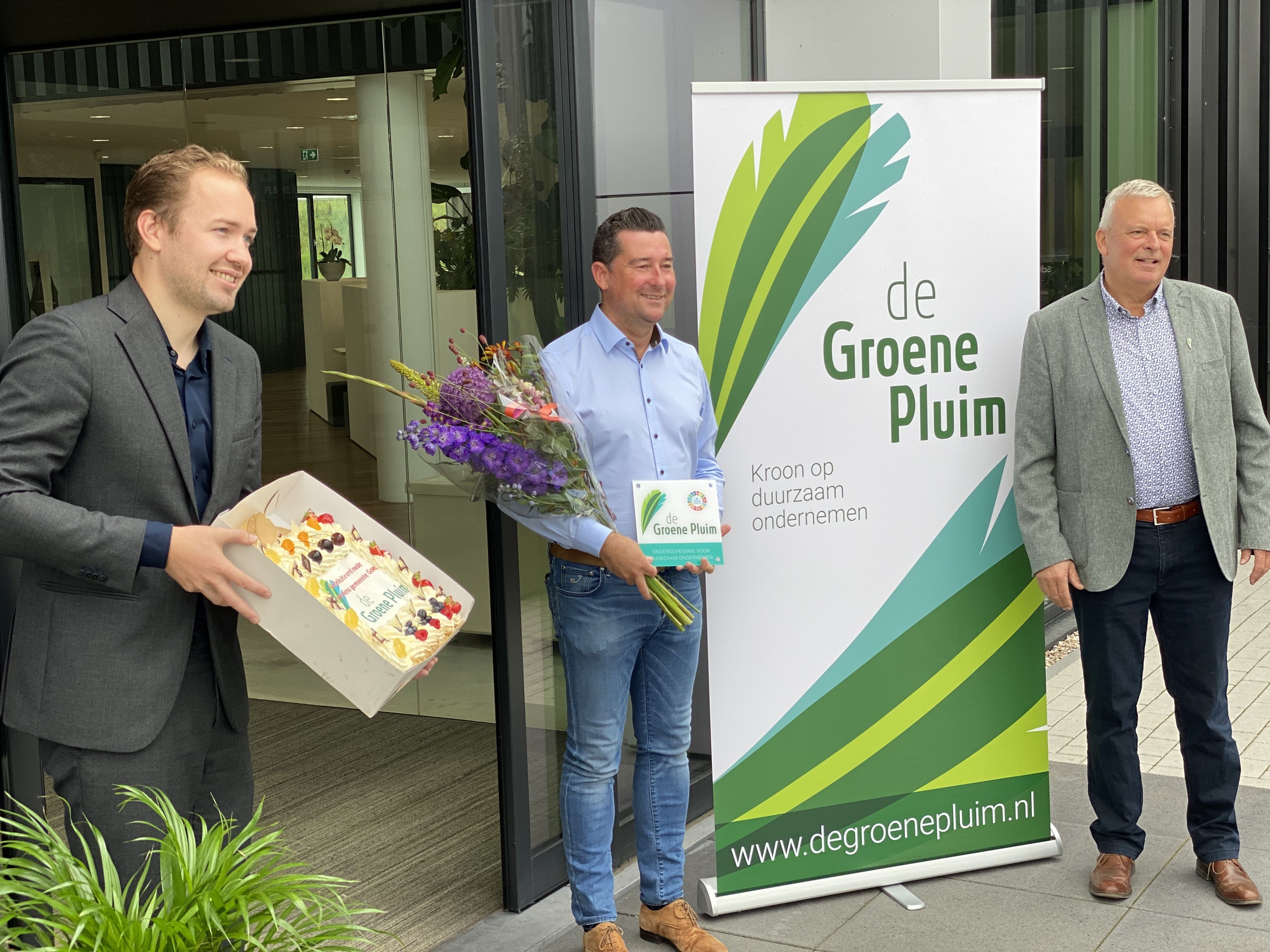Van links naar rechts: Joost de Goffau (Gemeente Goes), Jurgen van Cutsem (CEO Roompot) en Peter van den Eijnden (de Groene Pluim)