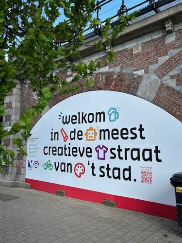 Banner Centers ©AG Vespa