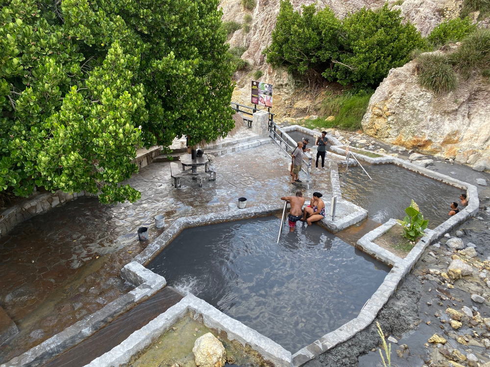 Direct use of geothermal energy in tourism