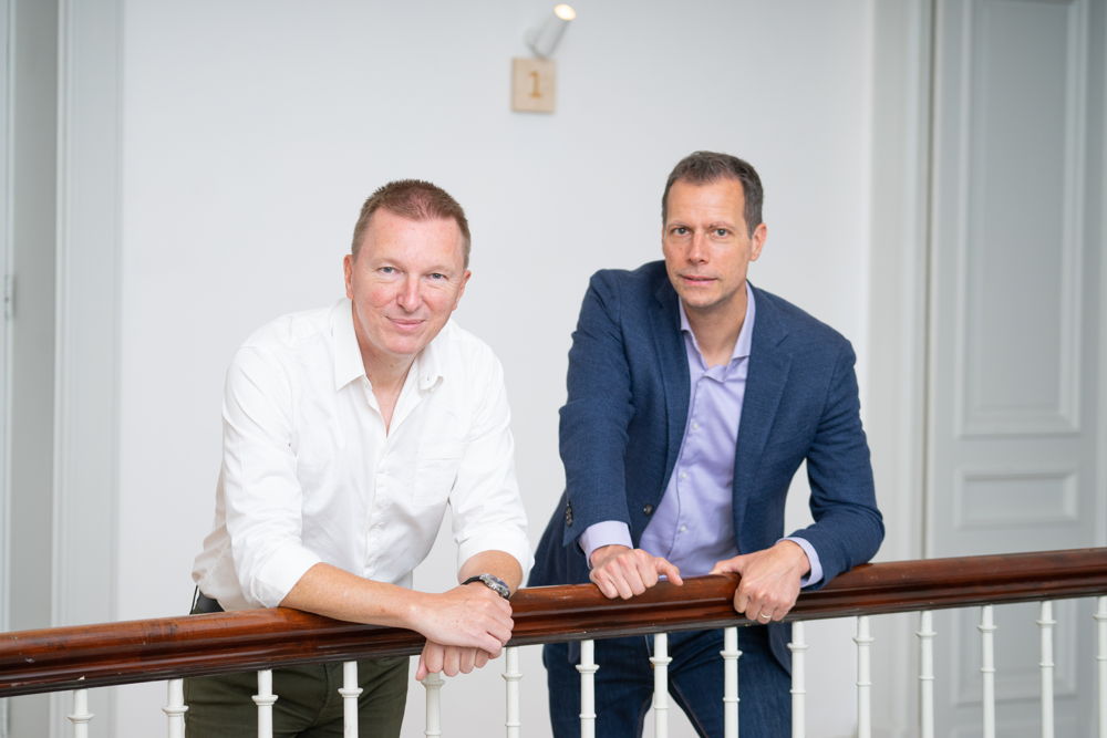 Mark Penson, fondateur de Pointerpro, et Stefan Debois, fondateur et PDG de Pointerpro
