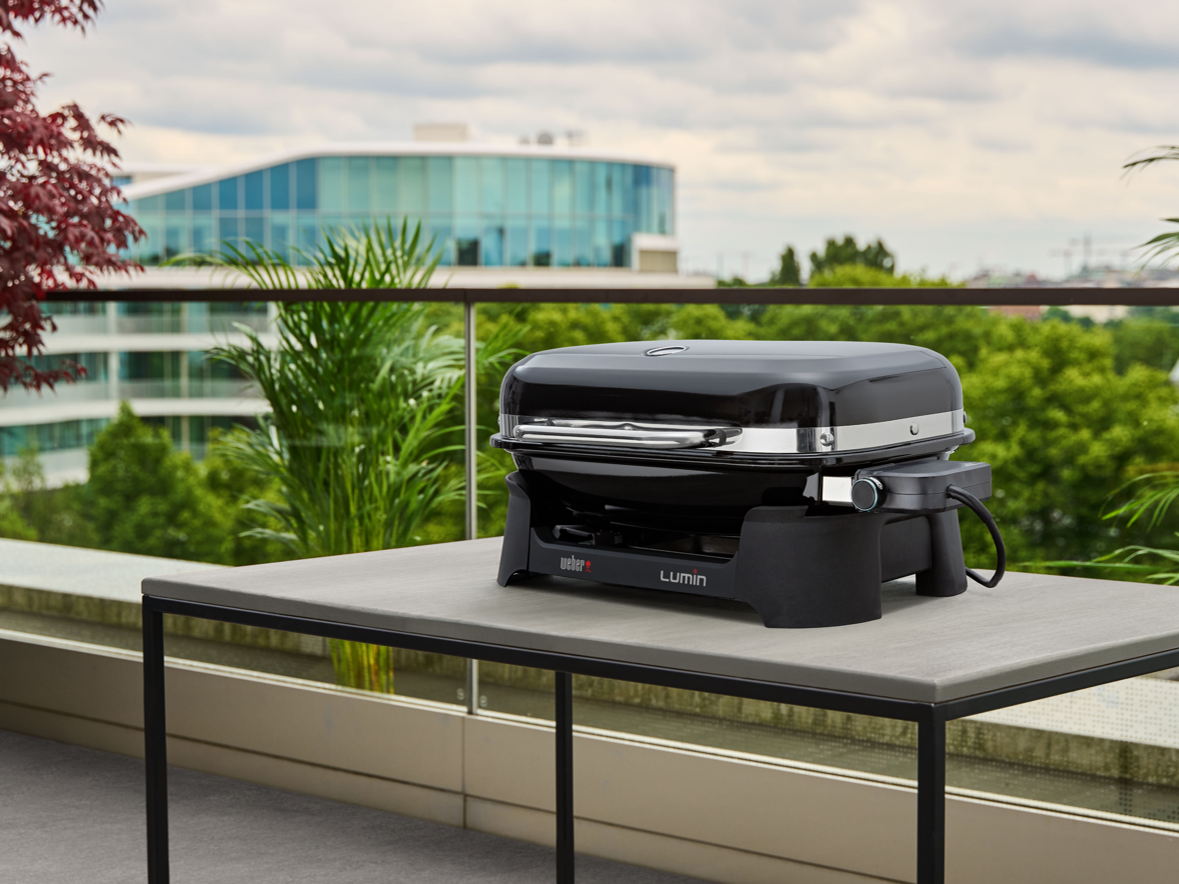 WEBER RÉINVENTE LA CUISINE D’EXTÉRIEUR ÉLECTRIQUE AVEC SES INNOVATIONS DE 2023