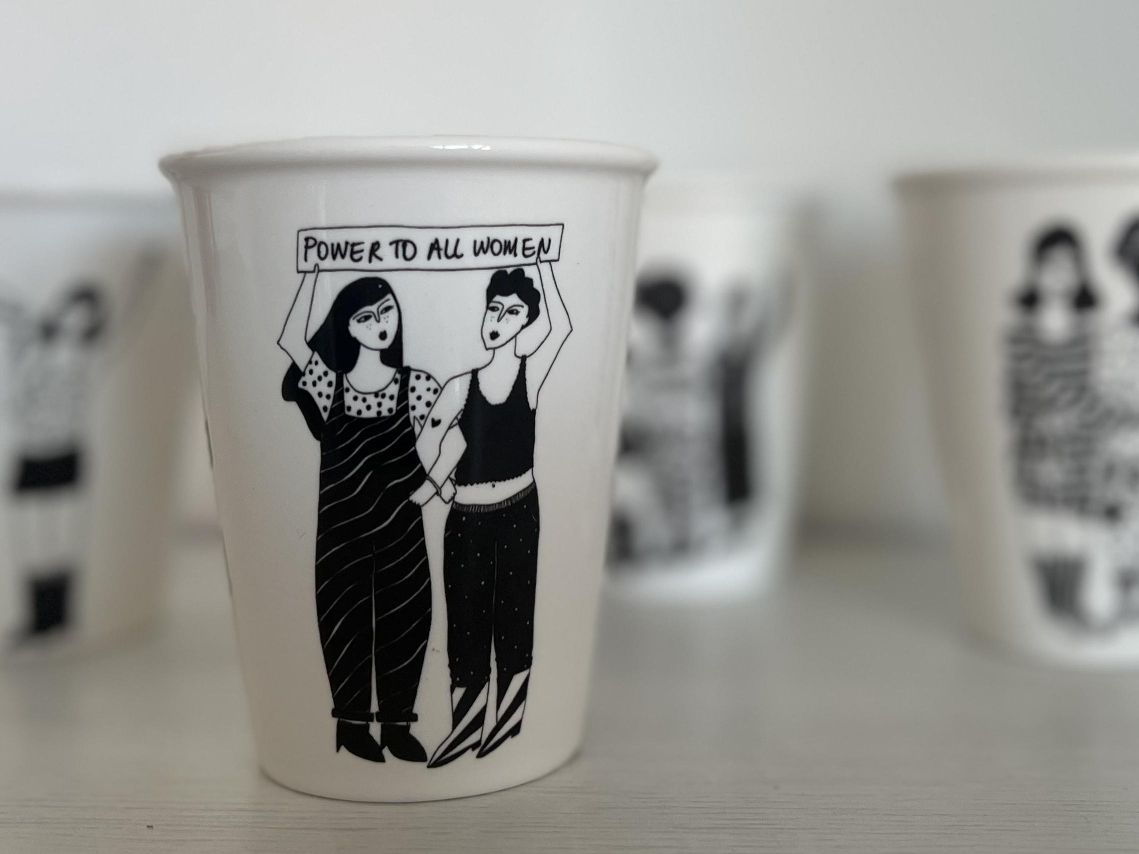 ‘Power to all women’: unieke beker ter gelegenheid van Internationale Vrouwendag 