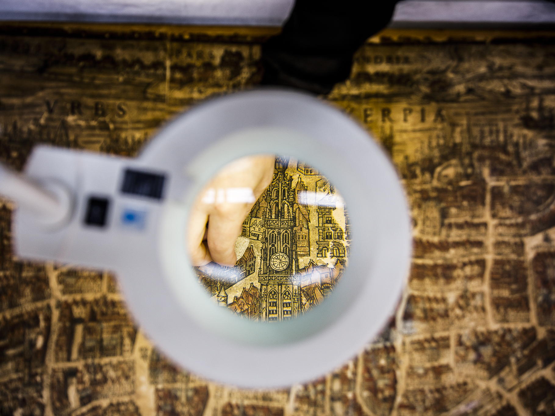 Bononiensis' Antverpia - oudste stadsplan van Antwerpen in conservatiebehandeling