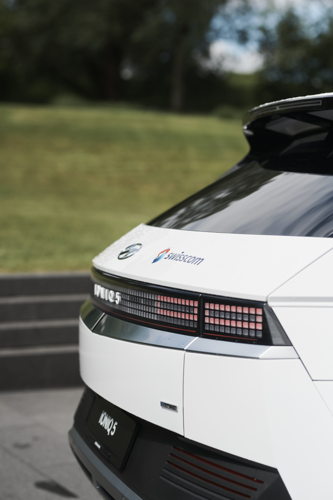 Swisscom elektrifiziert ihre Fahrzeugflotte mit 1’200 E-Autos von Hyundai