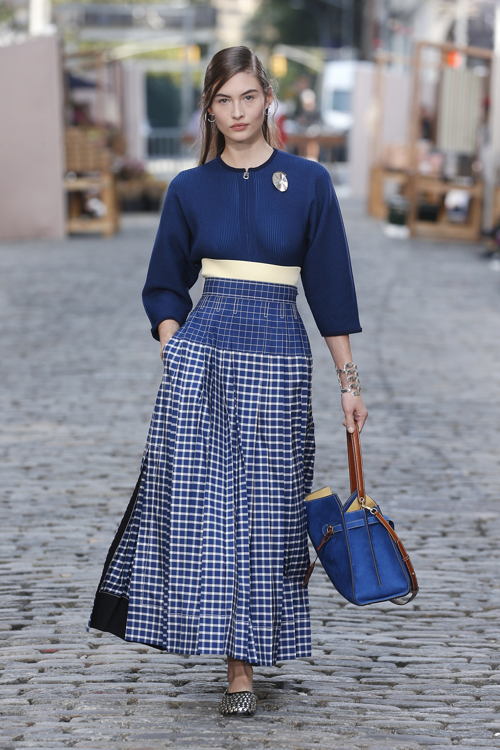 TB_SS22_Look12