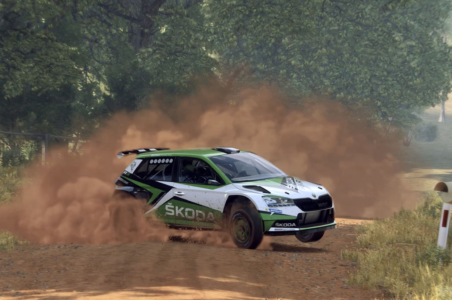 Virtual ŠKODA crews and their cars compete in the DiRT
Rally 2.0 online video game with the ŠKODA FABIA
Rally2 evo against rally aces and each other
