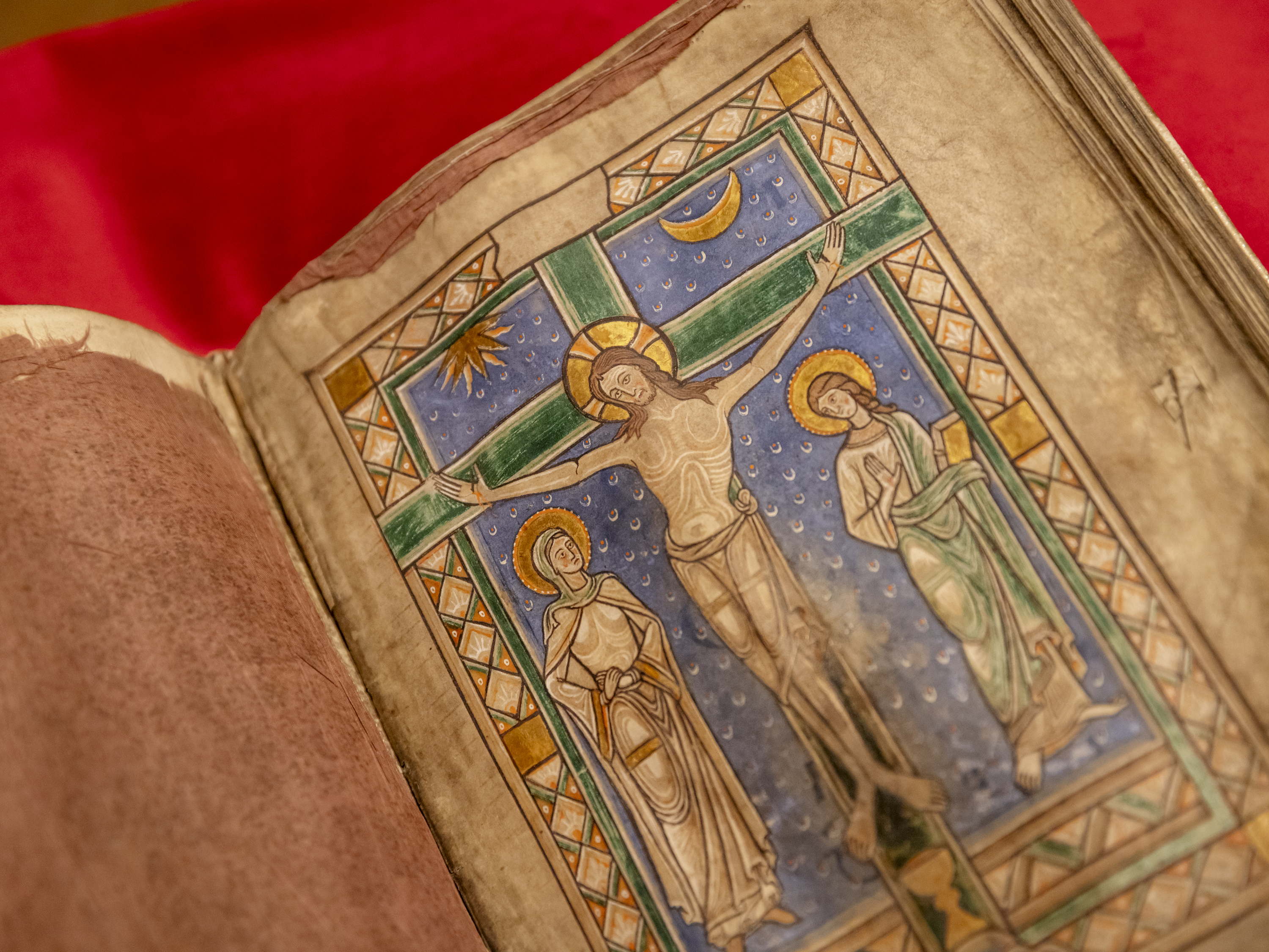 Oudste boek van Antwerpen naar Erfgoedbibliotheek Hendrik Conscience 