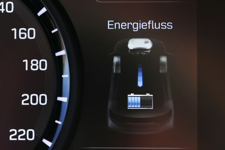 Hyundai IONIQ Hybrid