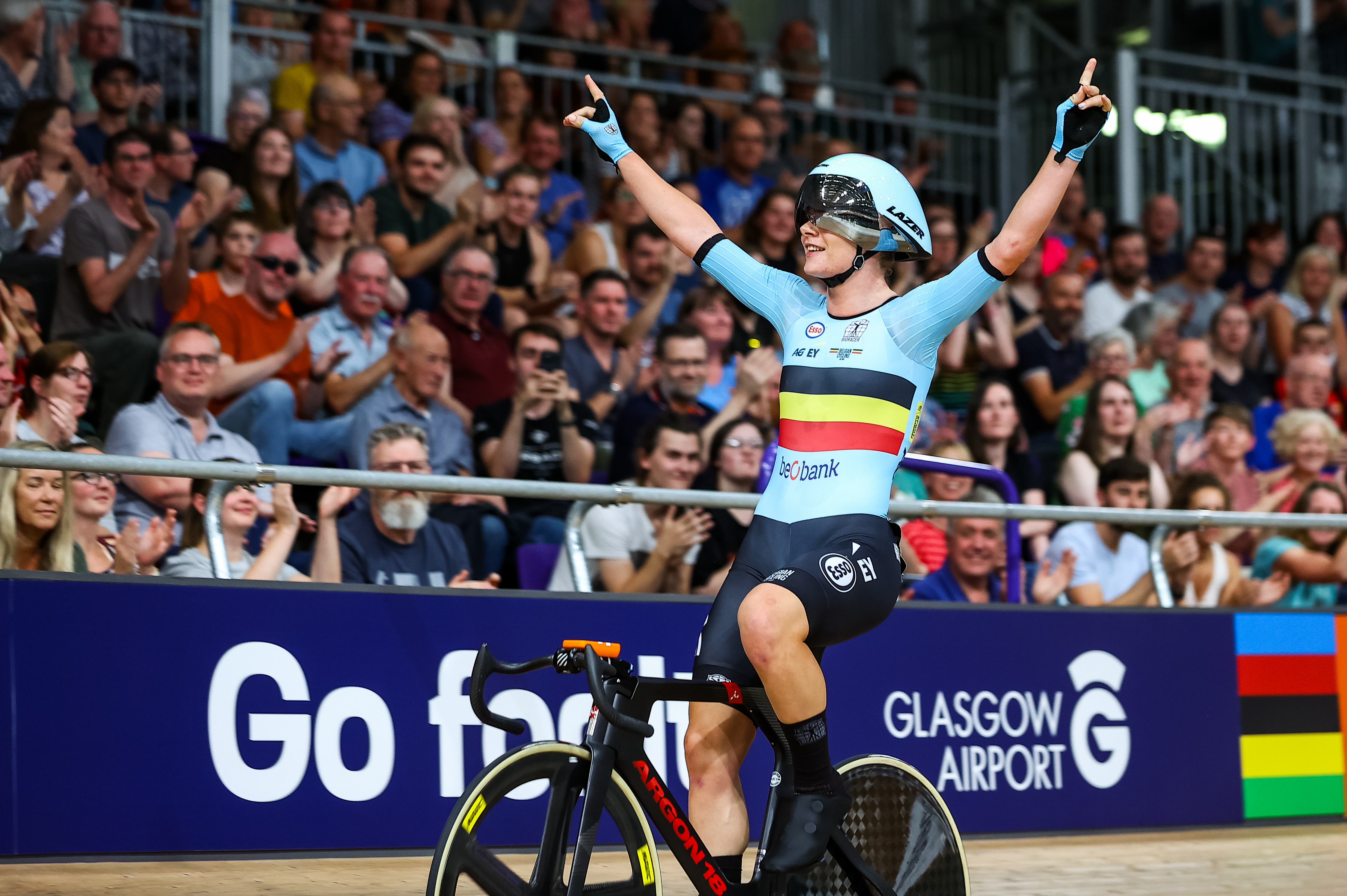 Lotte Kopecky takes third world title in Glasgow in elite women's