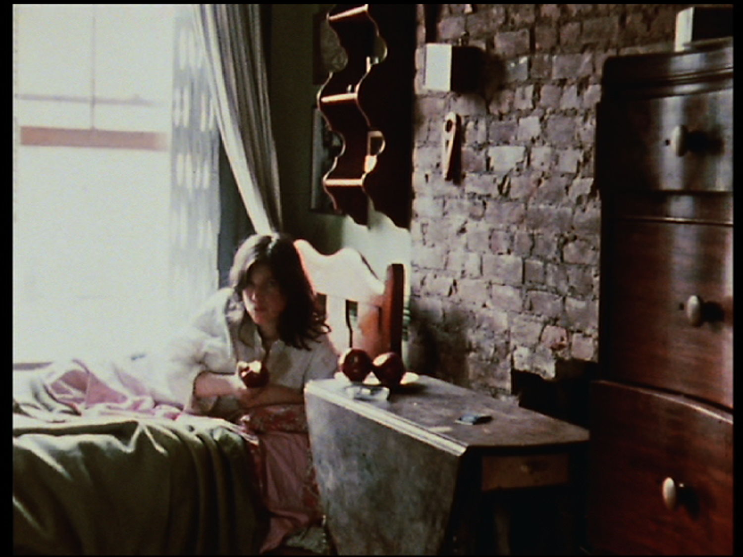 Chantal Akerman La chambre, 1972 16 mm film transferred to dvd, colour 10’ 53’’ Collectie M HKA, Antwerpen