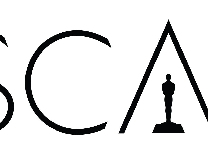 Barbara Sarafian en Jani Kazaltzis voorzien de Oscars© live van commentaar