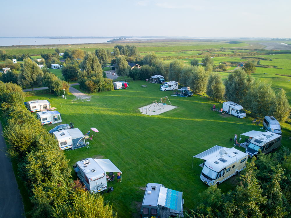 Camping Land Esonstad van boven