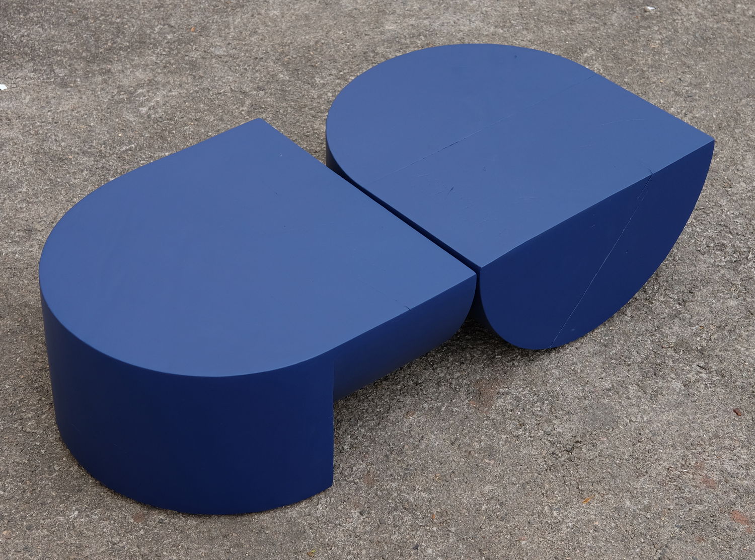 Henrik Odegaard, Para 01 Side Table