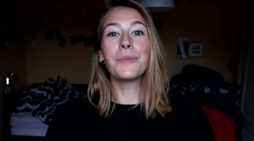 Iedereen beroemd 'Op kot' - Lise-Lore