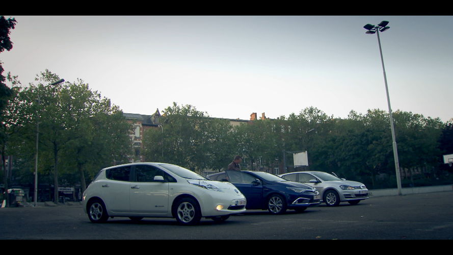 Britt, Thomas en Jan testen 3 groene wagens - Voor hetzelfde geld (c) VRT