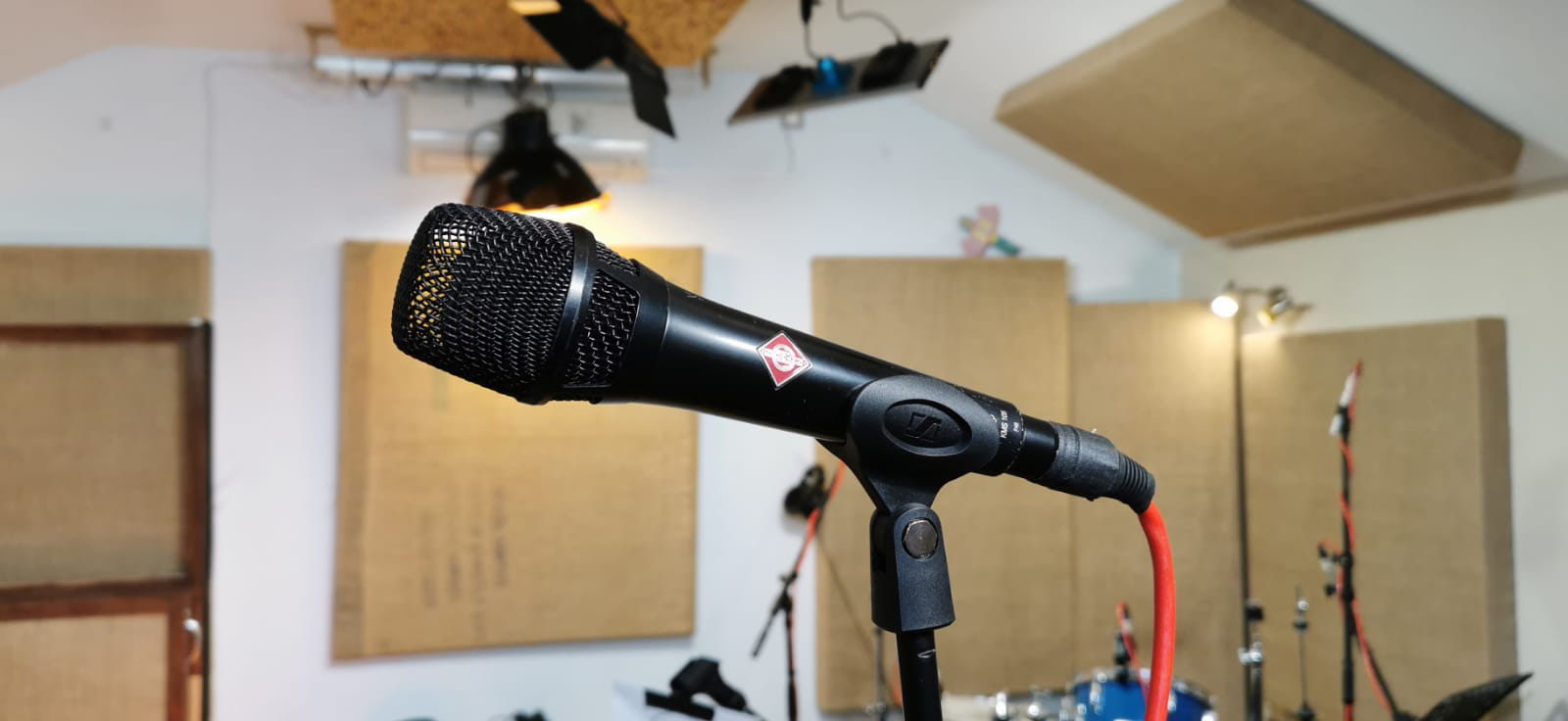 The Neumann KMS 105 has been Ola Onabulé’s favourite vocal mic for the past 12 years