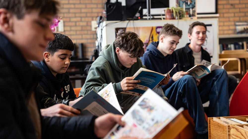 Richtpunt campus Eeklo opent nieuwe schoolbibliotheek