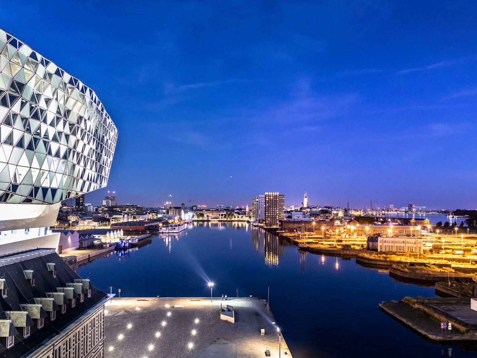 Financial Times prijst Antwerpen internationaal als investeringshub 