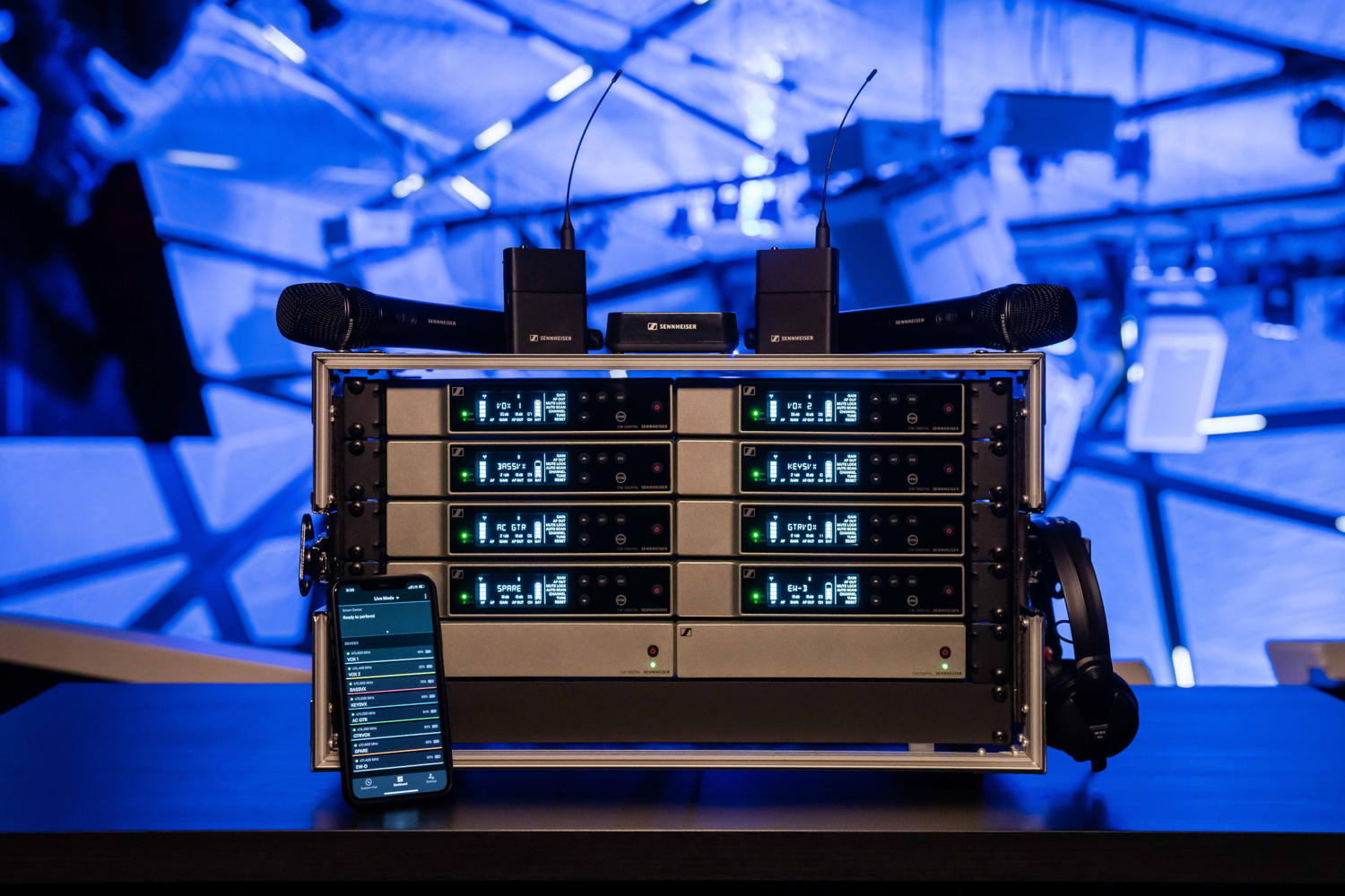 In the Pro Audio business, Sennheiser wants to reinforce its strong position in the global market with a focus on digital services. A good example of this, is the new microphone system Evolution Wireless Digital.